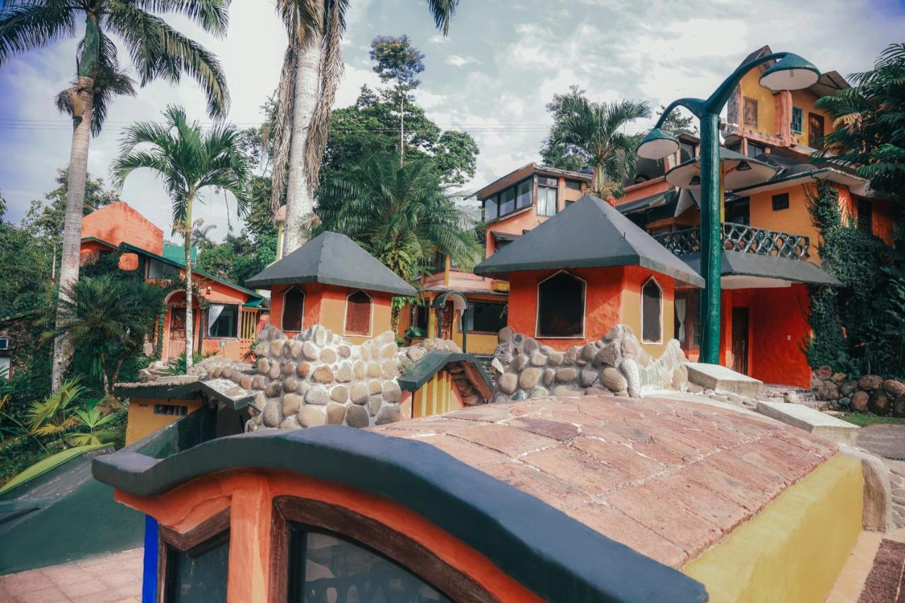 Kashama Eco & Santo Domingo de los Colorados